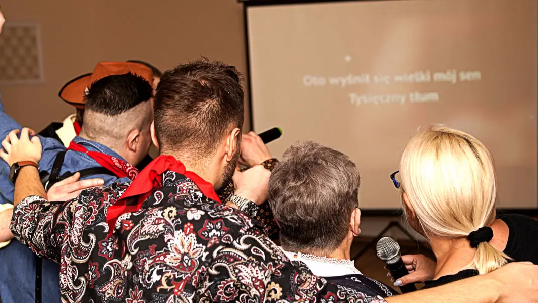 DJ na Wesele, Urodziny, Imprezę, Przyjęcie z karaoke i ekranem projekcyjnym- Bolesławiec, Lubań, Zgorzlec, Wrocław, WAŁBRZYCH, Legnica,  Lubin Dolnośląskie